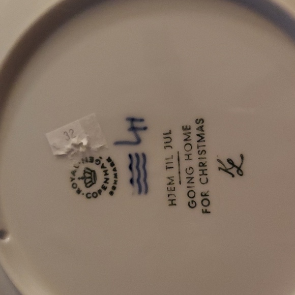 Royal Copenhagen Denmark plate - Picture 5 of 5
